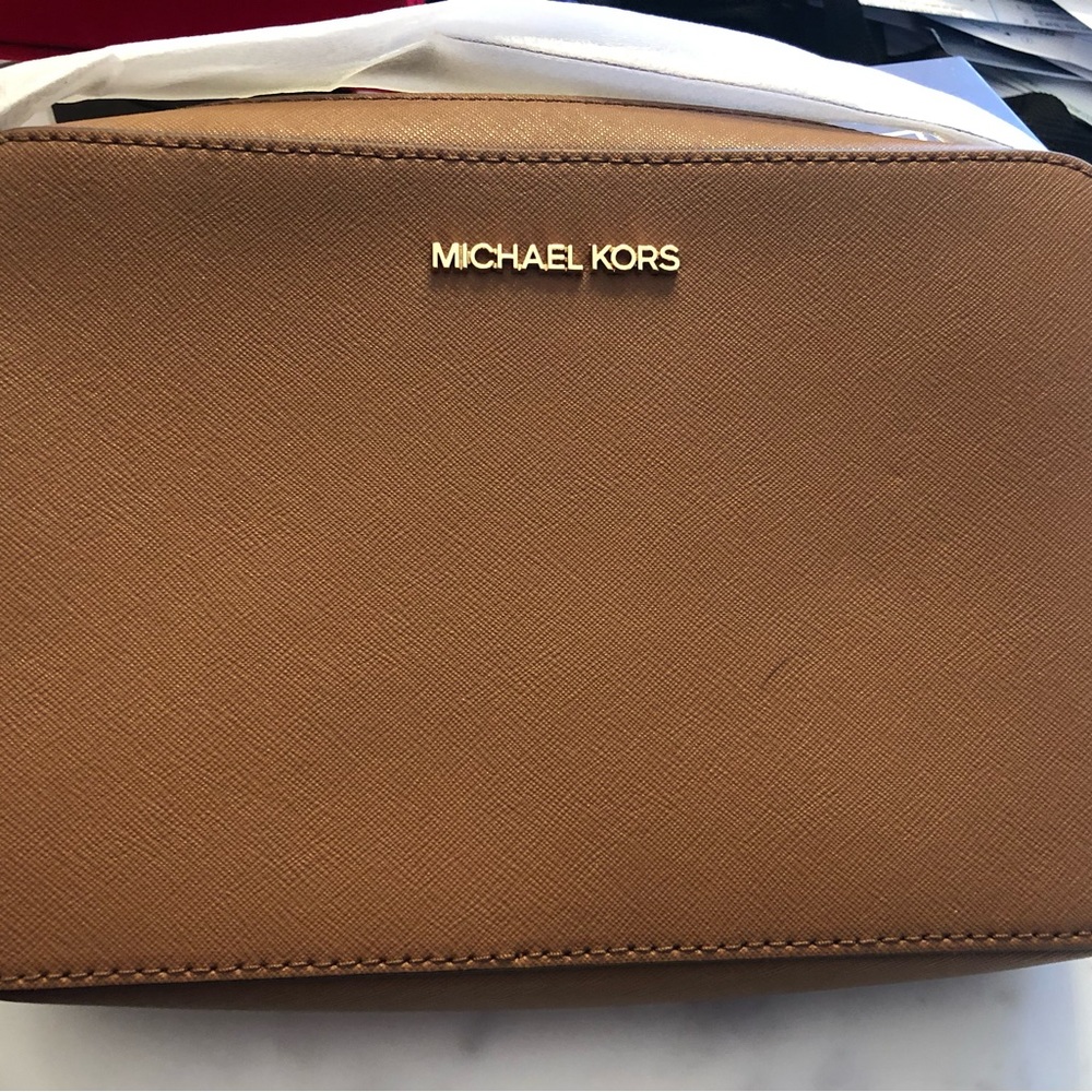 Brown leather Michael Kors crossbody bag